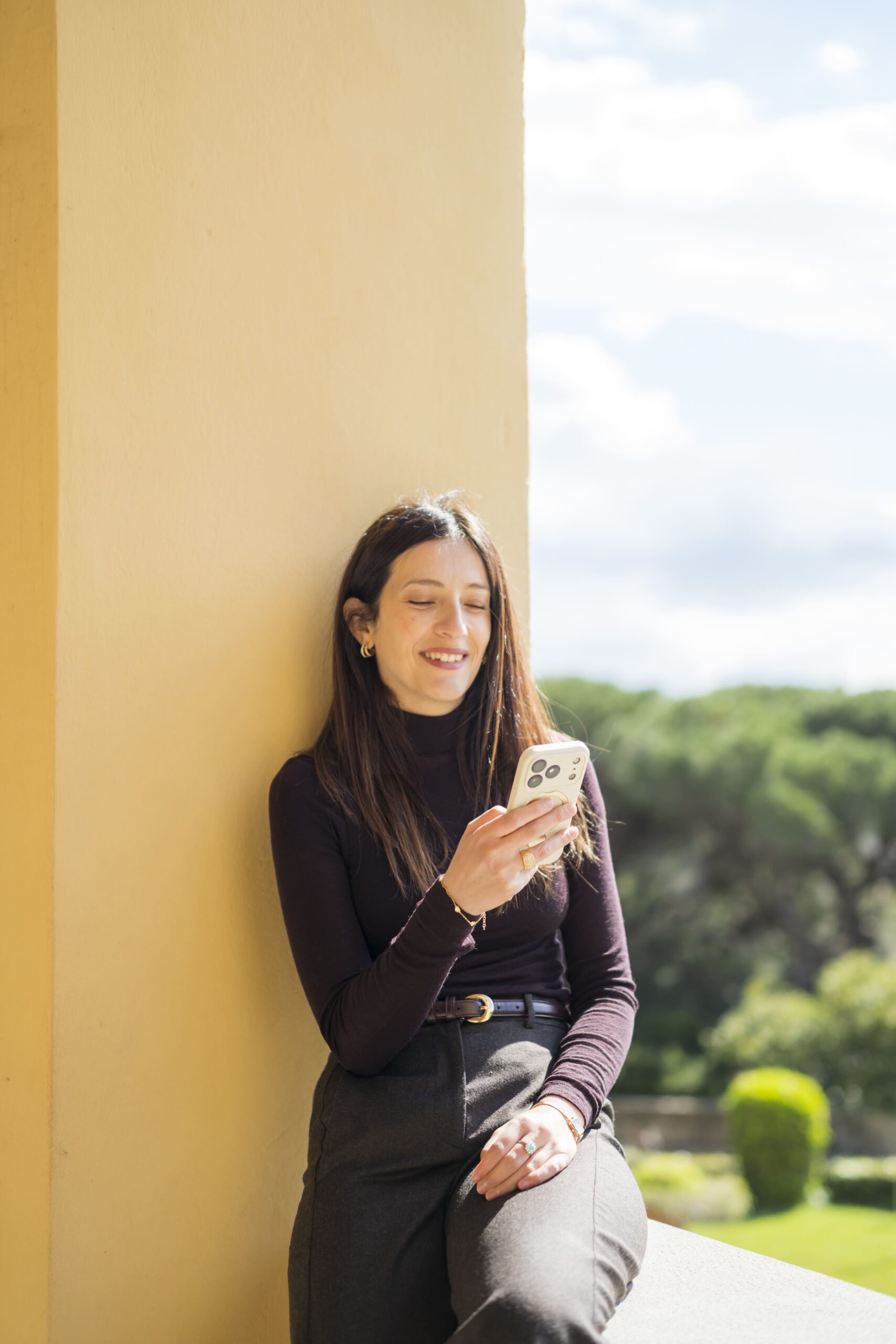 Immagine di una Social Media Manager Victoria Isidoro